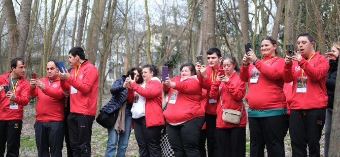 Down sendromlu bireyler Kocaeli’yi fotoğrafladı