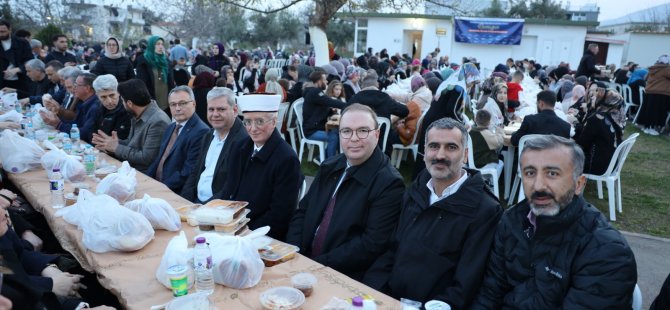 Yunanistan İskeçe’de Büyükşehir’le iftar bereketi