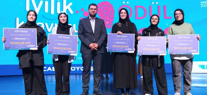 İyilik Kılavuzu’nda ödüller sahiplerini buldu