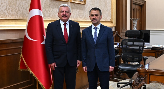 MHP Kocaeli İl Başkanı Tuncay Batı, Vali İlhami Aktaş’ı Ziyaret Etti