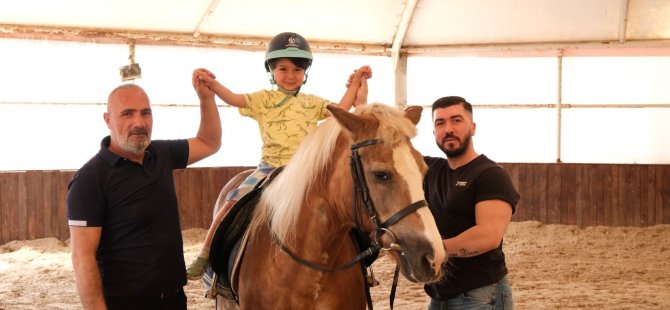 Küçük biniciler Büyükşehir’le büyük adımlar atıyor