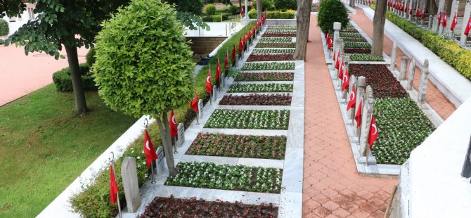 Mezarlıklar bayram ziyaretine hazır