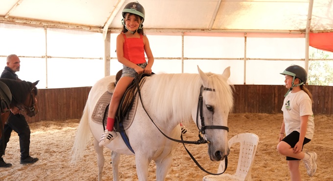 Büyükşehir’den 22 bin 686 çocuğa binicilik eğitimi