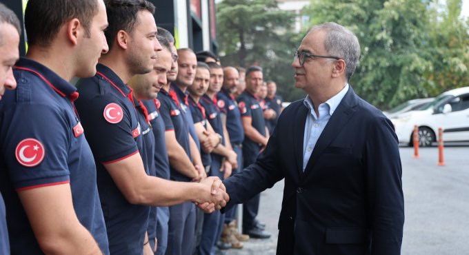 Baraçlı’dan itfaiyecilere moral ziyareti