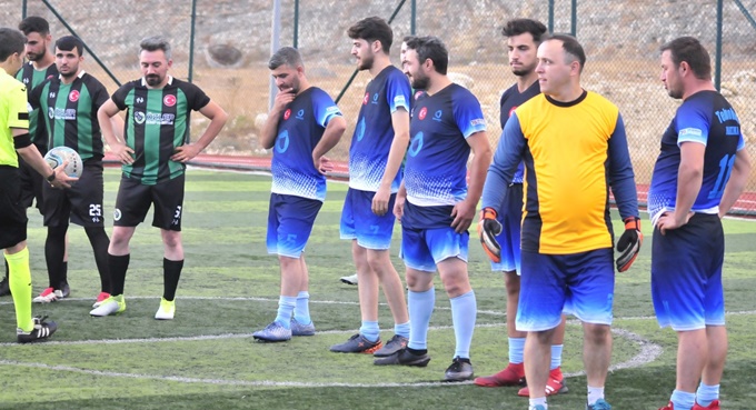 Özler Kalıp’tan farklı başlangıç 6-2