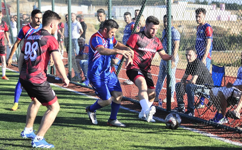 Dalgakıran kaçtı, Friterm yakaladı 7-7