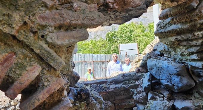 GÖLCÜK BELEDİYESİ İLÇENİN TARİHÎ VE KÜLTÜREL MİRASINA SAHİP ÇIKIYOR