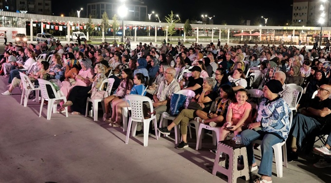 Büyükşehir, Yeşilçam’ın unutulmaz filmini Kocaelililerle buluşturdu