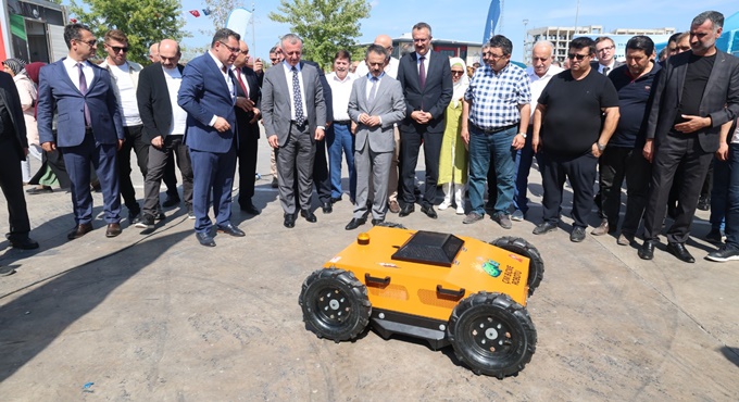 TARIM FUARI KAPILARINI ZİYARETÇİLERE AÇTI