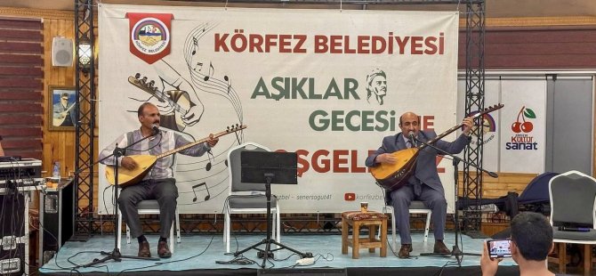 Körfez’de aşıklar gecesi