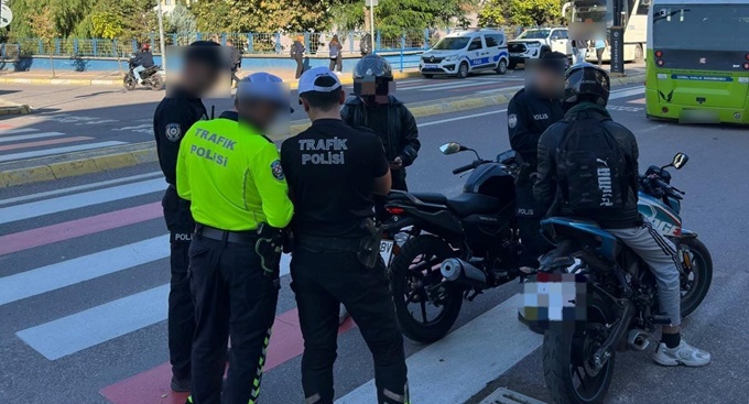 Karamürsel’de "Güvenli Okul" Uygulaması: 97 Kişi Sorgulandı