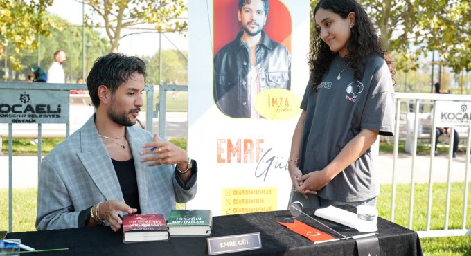 Kitap Fuarı’nda genç yazarlara yoğun ilgi