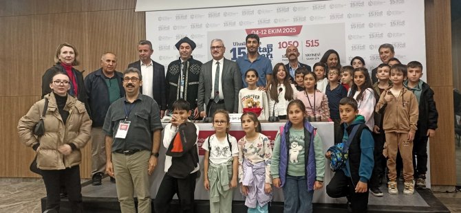 Yazar ikiz kardeşler Kocaeli Kitap Fuarı’na renk kattı;  “Kitap yazmak isteyenler çok okusun”