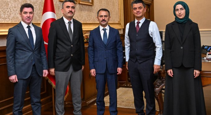 Kocaeli Bağımlılıkla Mücadele Derneği’nden Vali İlhami Aktaş’a Ziyaret