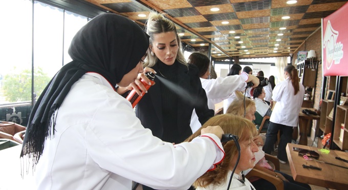 Genç Ellerden Şefkatli Dokunuşlar: Kocaeli’de Anlamlı Nesiller Buluşması