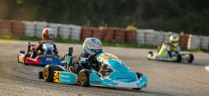 Körfez Karting Yarışı'nda Büyük Çekişme