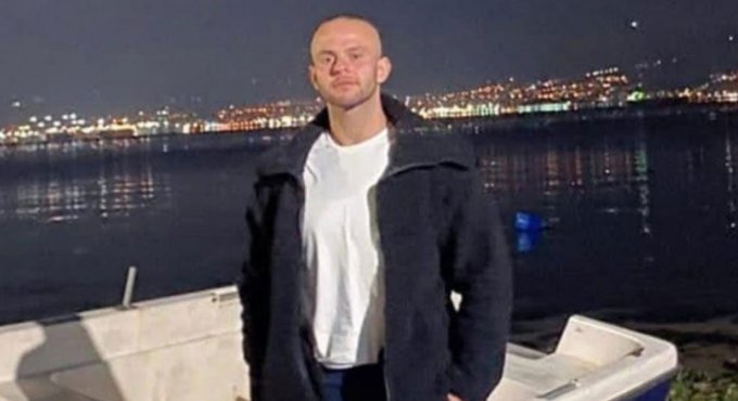 Genç adam evinde ölü bulundu