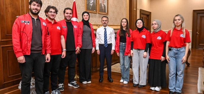 Kocaeli Üniversitesi Teknofest Kulübü’nden Vali İlhami Aktaş’a Ziyaret