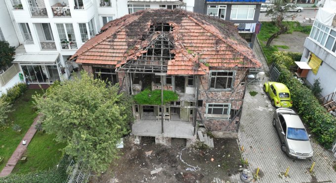 Tarihi Yapı Kütüphane Oluyor: Gölcük Belediyesi'nden Örnek Proje