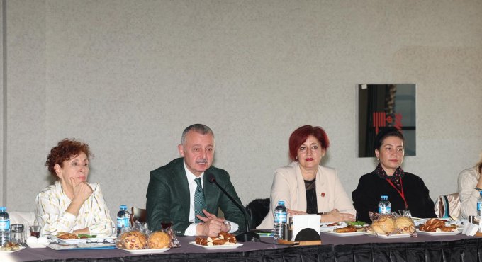 Başkan Büyükakın: “Büyüklerimiz, şehrimizin hazineleridir”