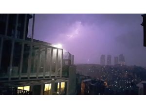 İstanbul’da Elektriklerin Kesilme Anı Kamerada