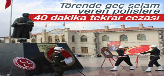 Törende Geç Selam Veren Polislere...