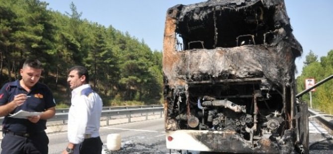 Yolcu otobüsü alev aldı