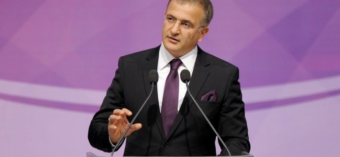 Dumanlı Zaman Gazetesinden İstifa Etti