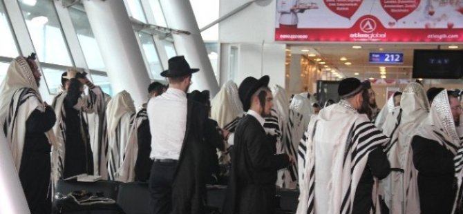Atatürk Havalimanı'nda Yahudi Ayini