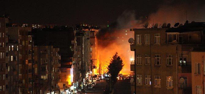Diyarbakır’da yoğun çatışma çıktı!