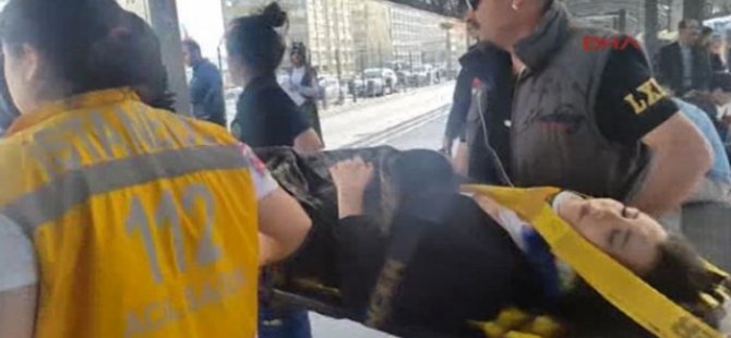 Metrobüs Yoluna Düşen Kadını Şoförün Dikkati Kurtardı