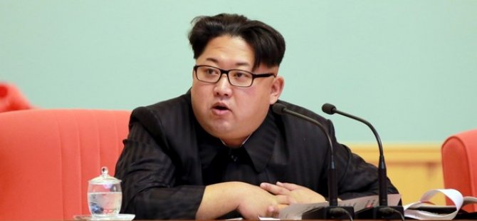 Kuzey Kore'de Kot Giymek Yasaklandı