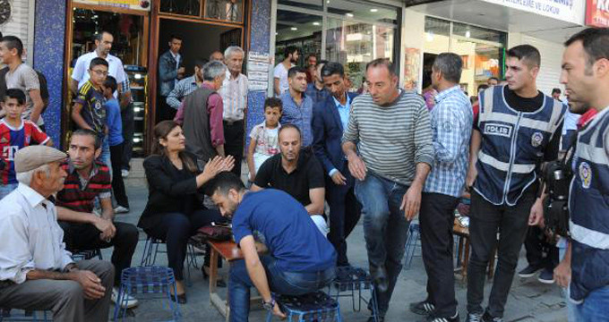 Hakkari'de Kayyum Gerginliği