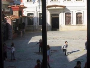 Yunanistan'da Türk okulları kapatıldı