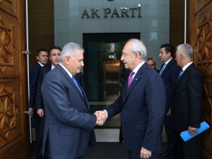 Başbakan Yıldırım - Kılıçdaroğlu görüşmesi sona erdi