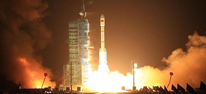 Çin veri yedekleme uydusu fırlattı