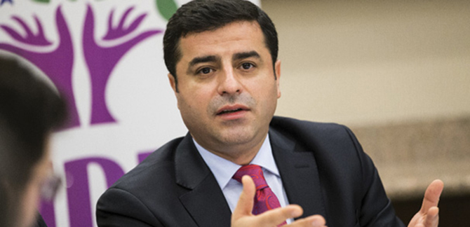 İşte tutuklu bulunan Selahattin Demirtaş'ın cezaevi pozu