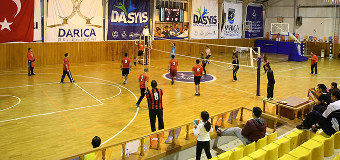 Darıca itfaiye kupa ateşini söndürdü