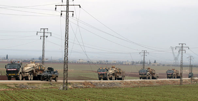 Türk askeri konvoyu Suriye'de