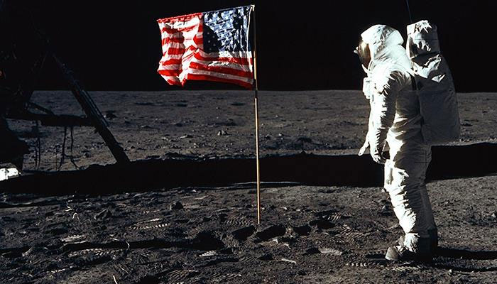 Ay'da yürüyen son astronot da öldü