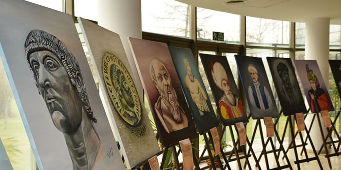 İzmit Tarihi Kocaeli Sanayi Odası’nda Sergileniyor