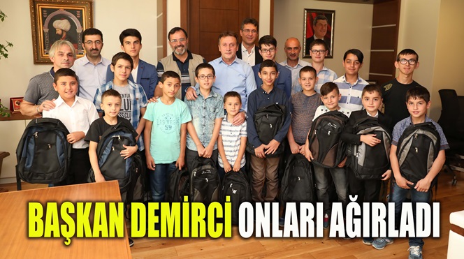 Başkan Demirci, GİLMDER'li öğrencileri ağırladı