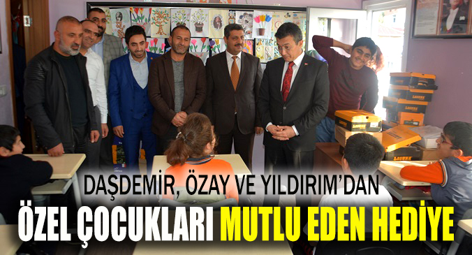 120 Çocuğa kışlık bot dağıtıldı