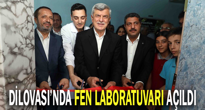 Karaosmanoğlu, Fen laboratuvarlarını tek tek açıyor