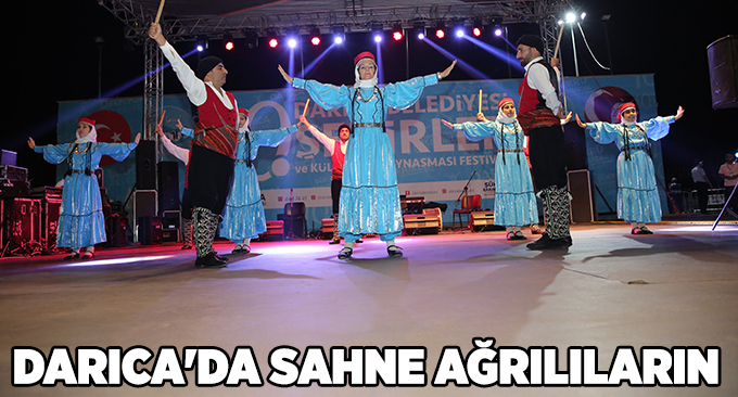 Darıca'da sahne Ağrılıların