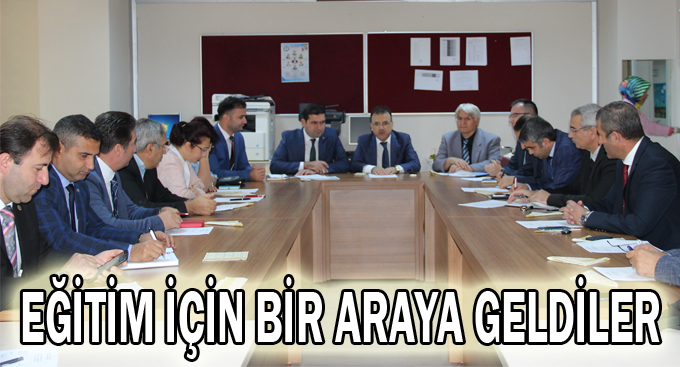 Eğitim için bir araya geldiler