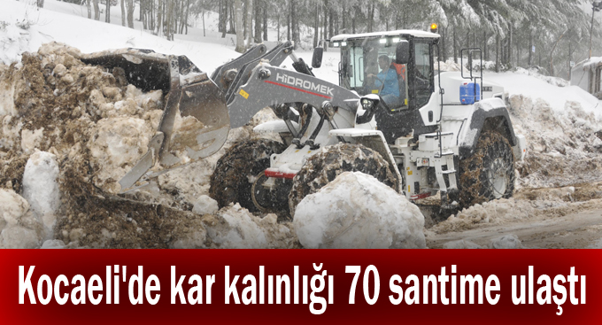 Kocaeli'de kar kalınlığı 70 santime ulaştı
