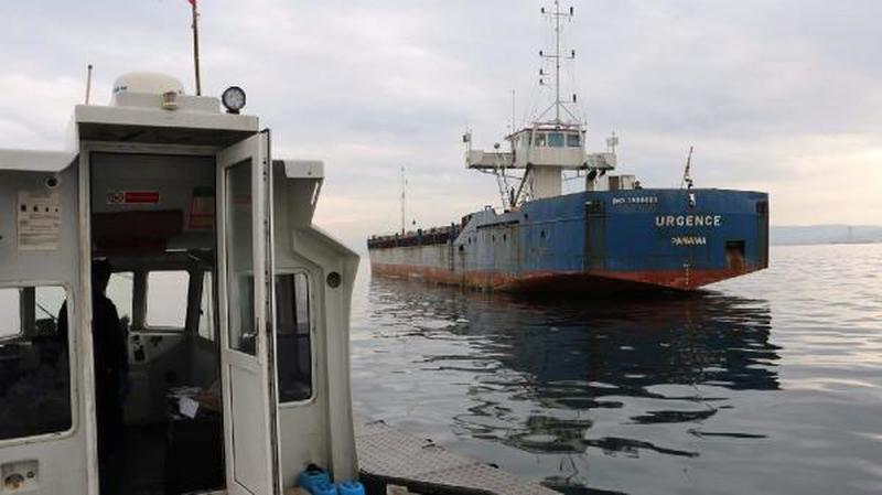 1 aydır o gemide mahsur kaldılar