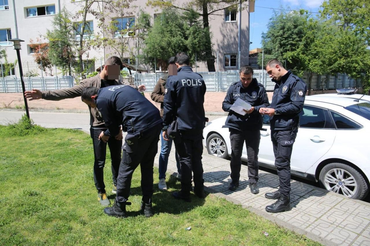 Polis 1930 kişiyi tek tek sorguladı