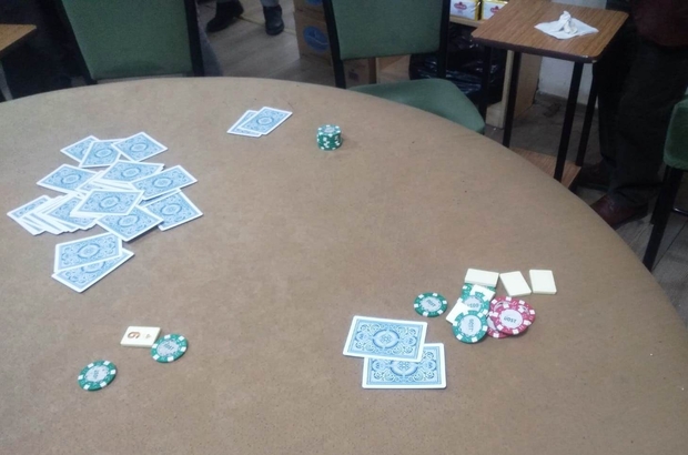 Kıraathanelere şok baskın!